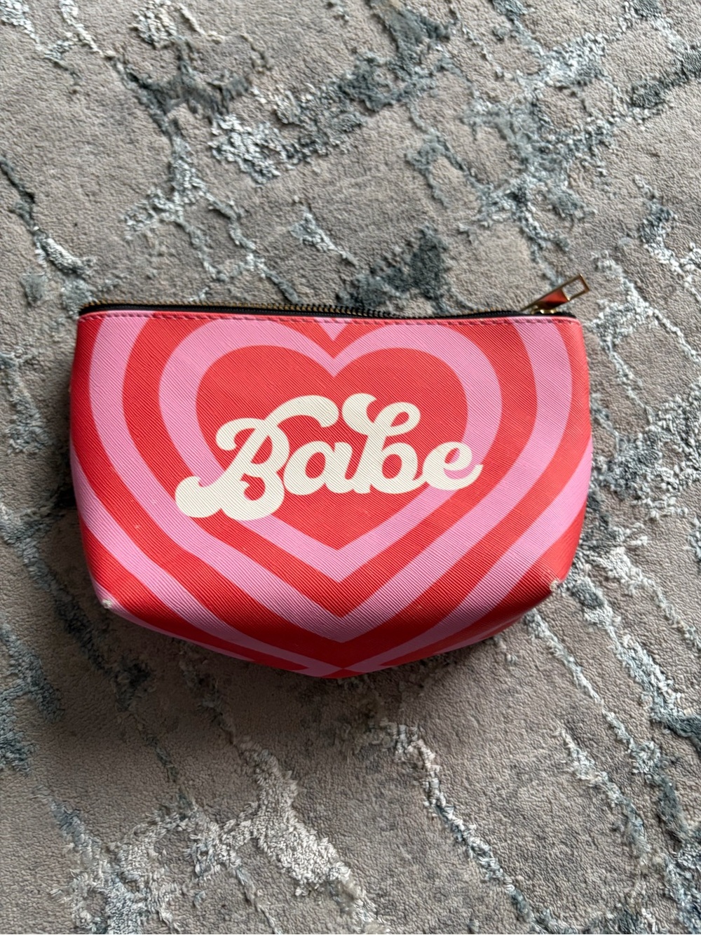 Babe Heart Print Cosmetic Pouch - Red and Pink